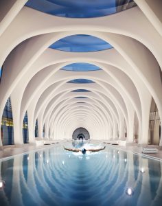 150 meter swimming pool amenity